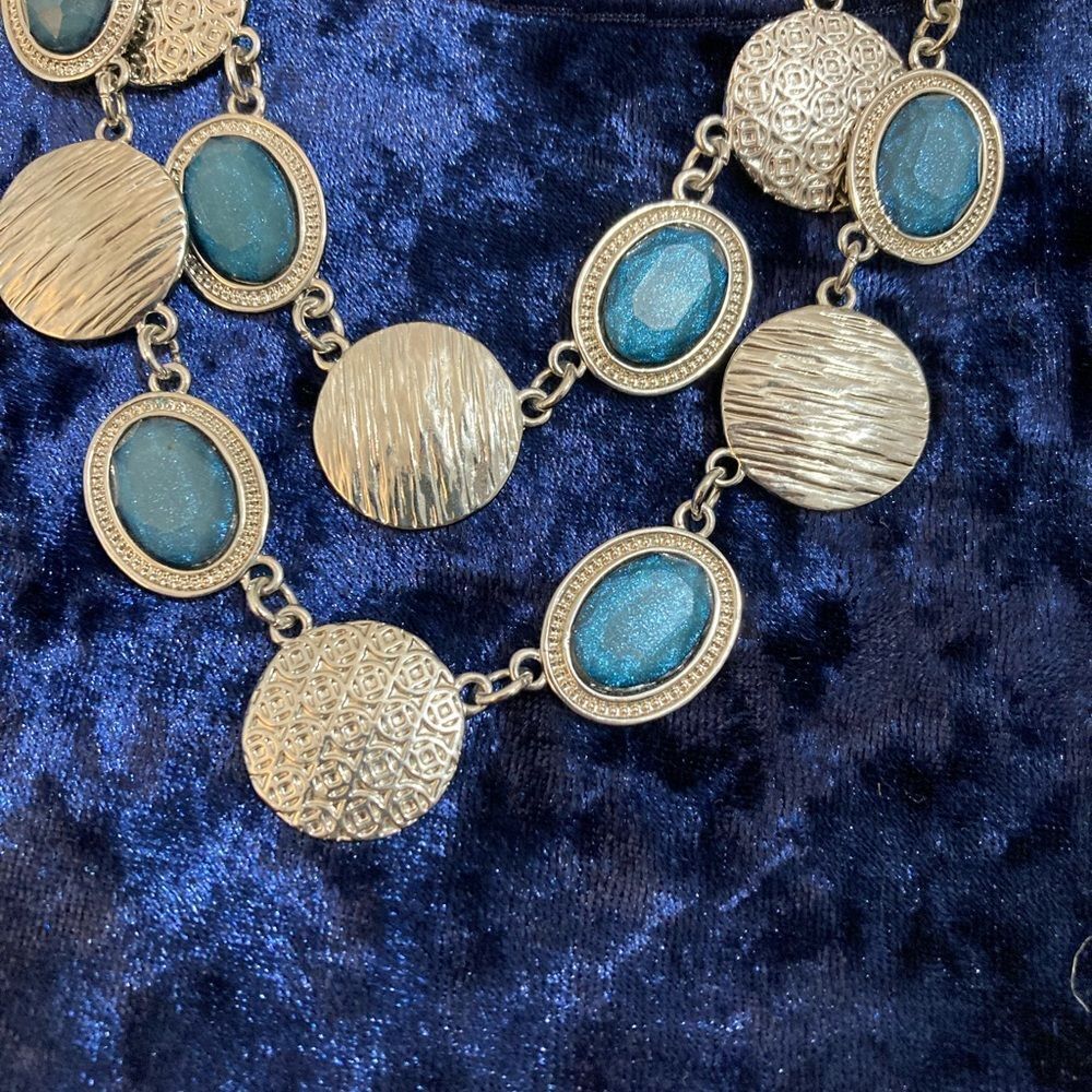 CJ Banks Necklace - Picture 2 of 3